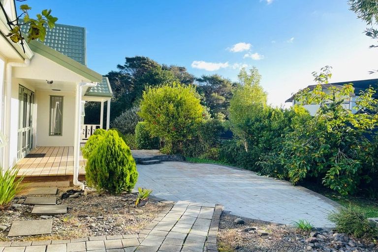 Photo of property in 108 Seaview Road, Glenfield, Auckland, 0629