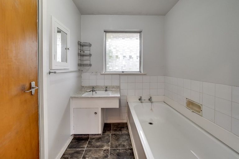 Photo of property in 216 Hendersons Road, Hoon Hay, Christchurch, 8025