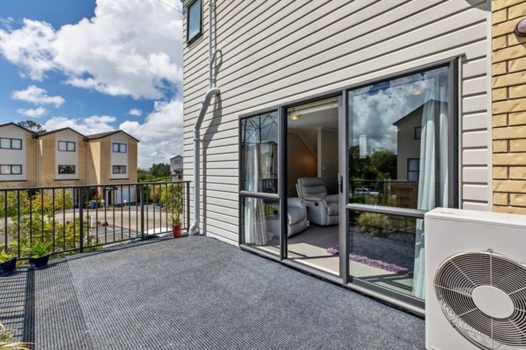 Photo of property in St Claire Village, 60/172 Mcleod Road, Te Atatu South, Auckland, 0610