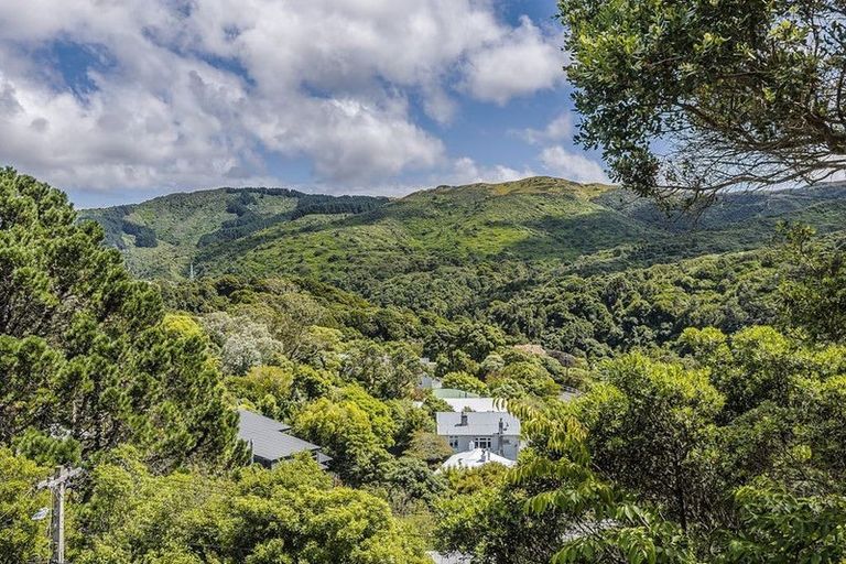 Photo of property in 19 Norwich Street, Wadestown, Wellington, 6012