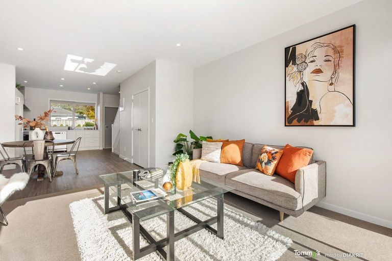 Photo of property in 32u2 Dr Taylor Terrace, Johnsonville, Wellington, 6037