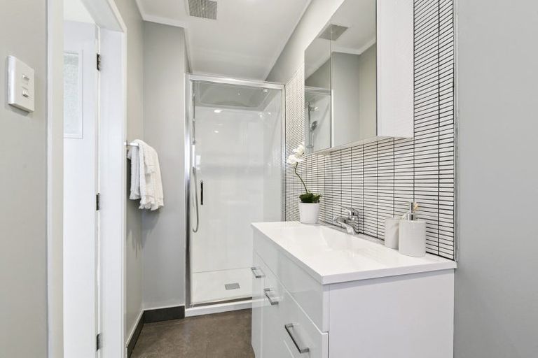 Photo of property in 132 Mairangi Road, Wilton, Wellington, 6012