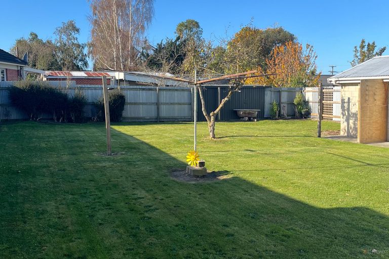 Photo of property in 12 Betten Street, Waimate, 7924