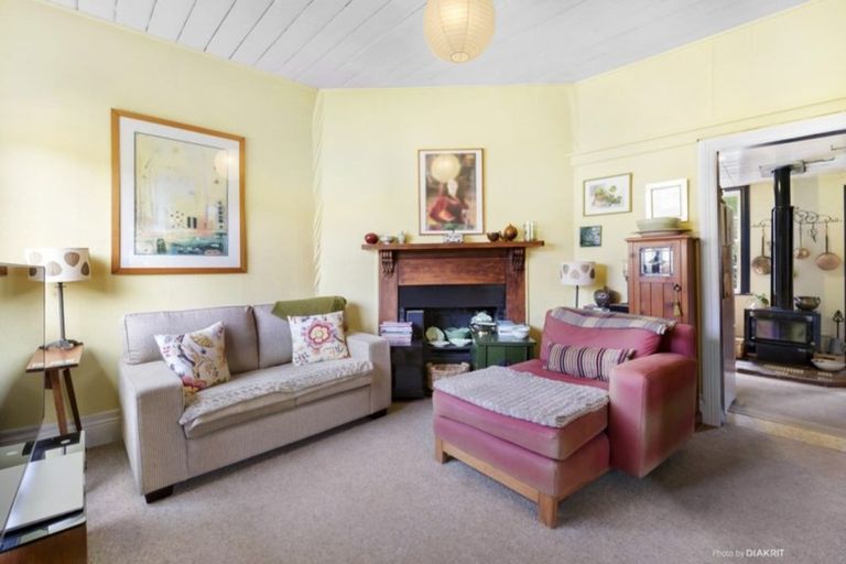 Photo of property in 18 Boom Rock Road, Ohariu, Wellington, 6037