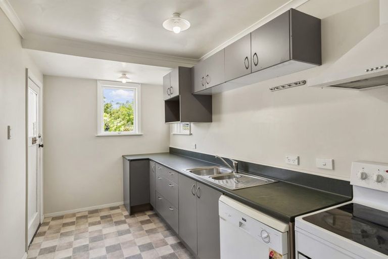 Photo of property in 32 Ngata Grove, Trentham, Upper Hutt, 5018