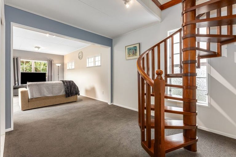 Photo of property in 19 Mimihau Grove, Wainuiomata, Lower Hutt, 5014