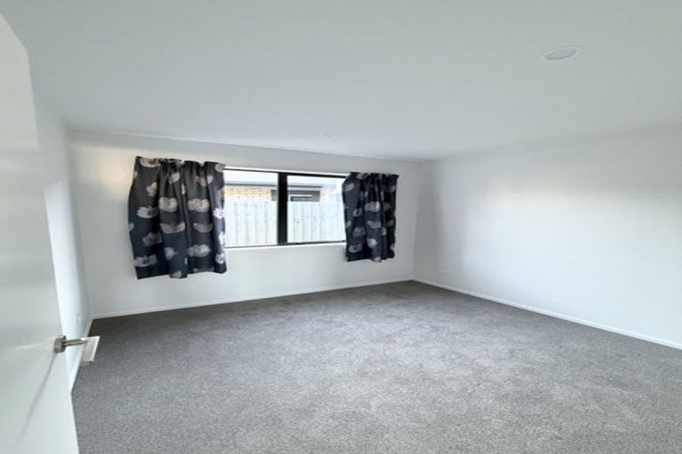 Photo of property in 32 Miromiro Street, Broomfield, Christchurch, 8042