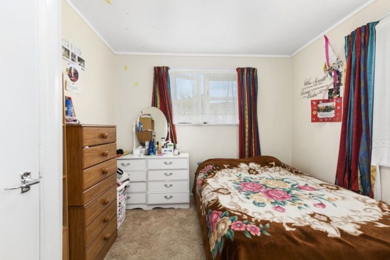 Photo of property in 57 Hewer Crescent, Naenae, Lower Hutt, 5011