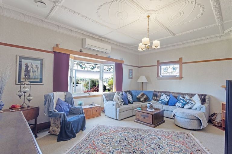 Photo of property in 12 Tavistock Road, Waipukurau, 4200