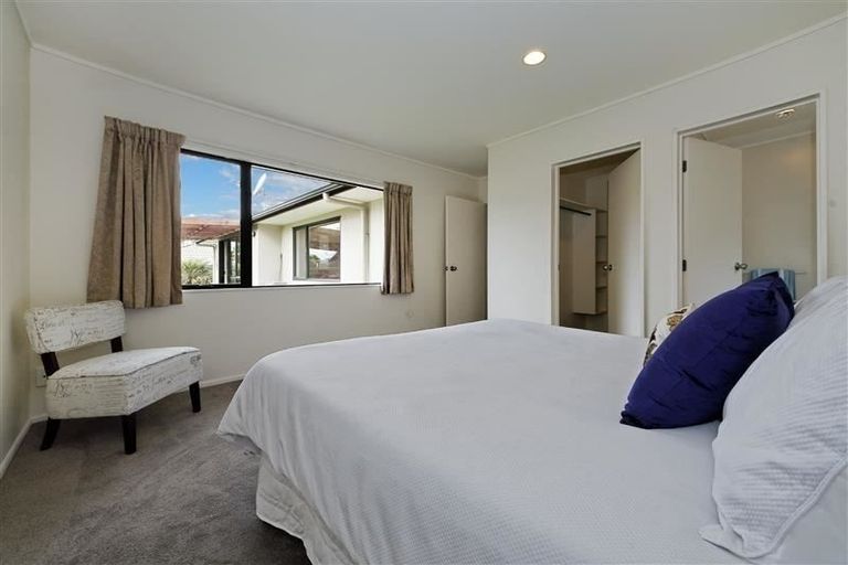 Photo of property in 19 Starlight Cove, Hobsonville, Auckland, 0618