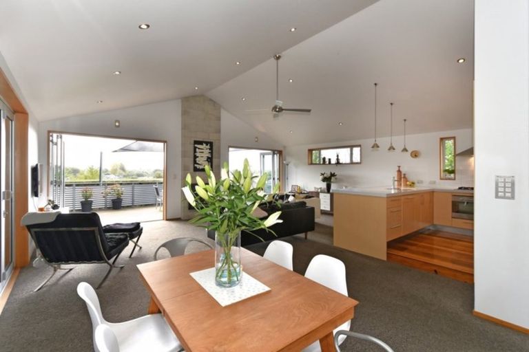 Photo of property in 5 Roseneath Place, Cashmere, Christchurch, 8022