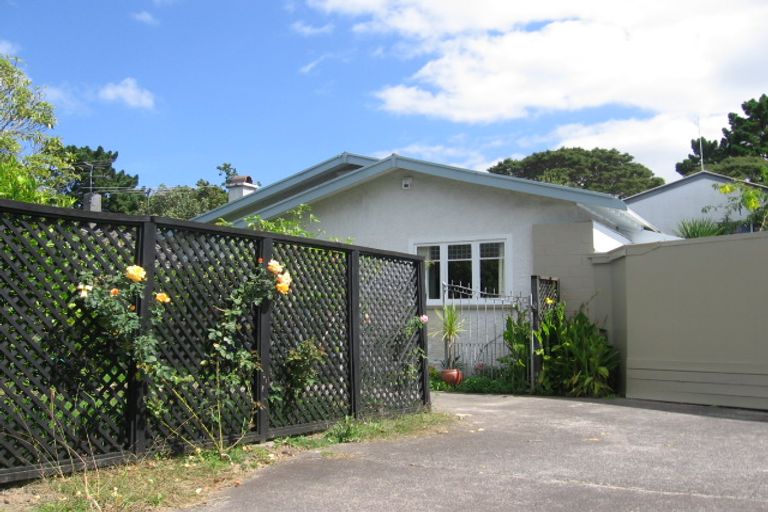 Photo of property in 4/42 Rata Street, New Lynn, Auckland, 0600