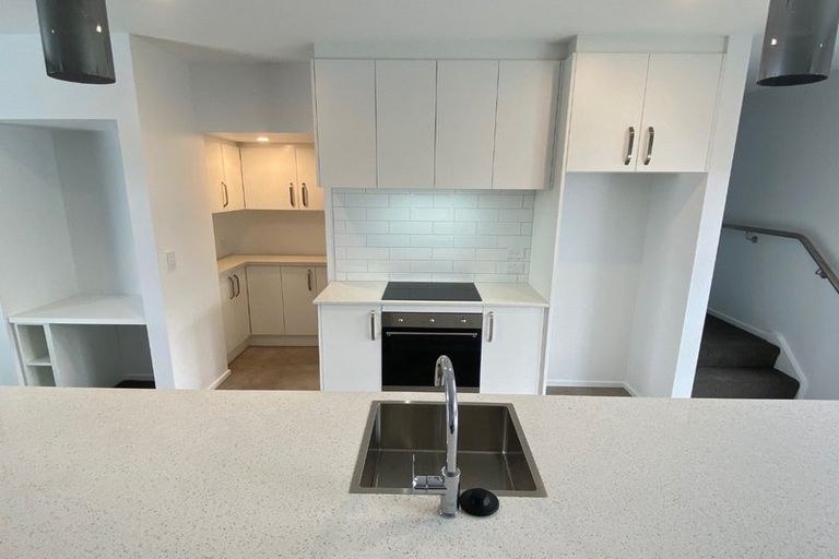 Photo of property in 2/242 Edgeware Road, Edgeware, Christchurch, 8013