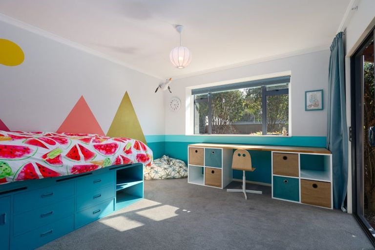 Photo of property in 36 Stagecoach Road, Upper Moutere, 7173