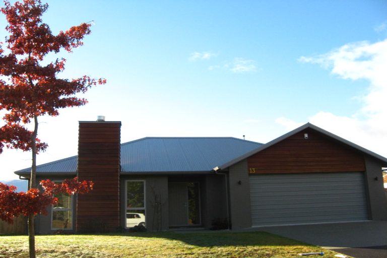 Photo of property in 13 Haddow's Place, Lake Hayes, Queenstown, 9304