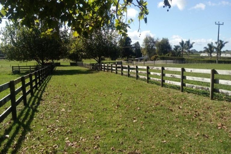 Photo of property in 382 Kingseat Road, Kingseat, Pukekohe, 2679