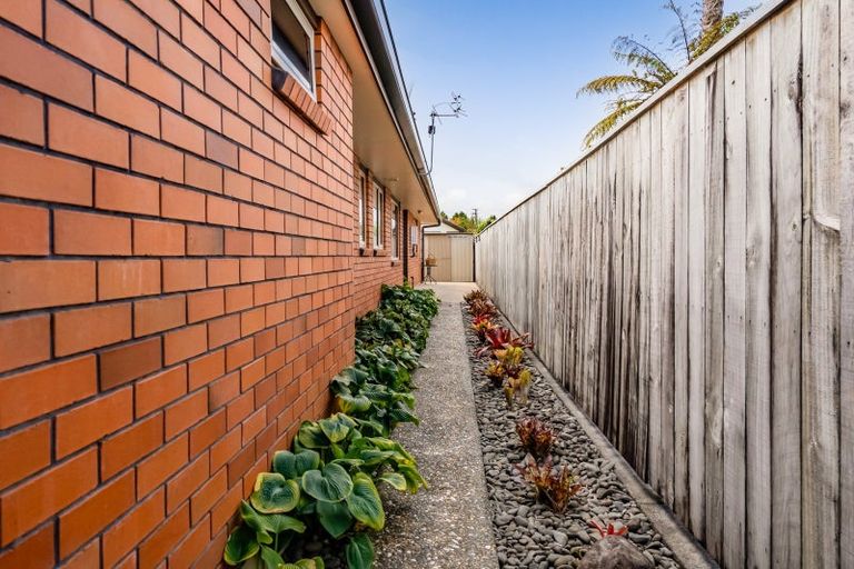 Photo of property in 7 Portland Drive, Highlands Park, New Plymouth, 4312