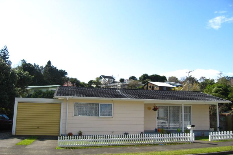 Photo of property in 1/6 Waterloo Place, Westown, New Plymouth, 4310