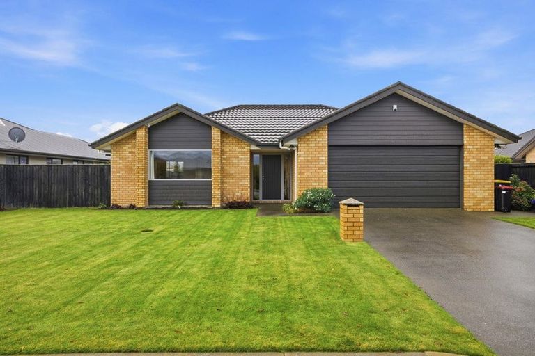 Photo of property in 18 Wyatt Street, Kaiapoi, 7630