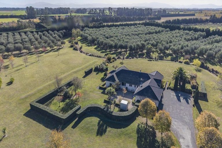 Photo of property in 37 Alessio Lane, Swannanoa, Rangiora, 7475