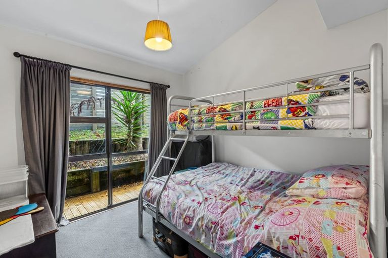 Photo of property in 1/86 Waimumu Road, Massey, Auckland, 0614