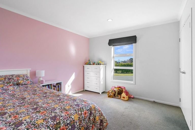 Photo of property in 18 Tulip Drive, Cambridge, 3434