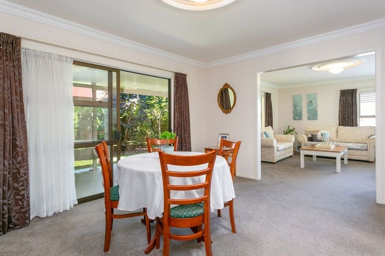 Photo of property in 52b Hamilton Road, Cambridge, 3434