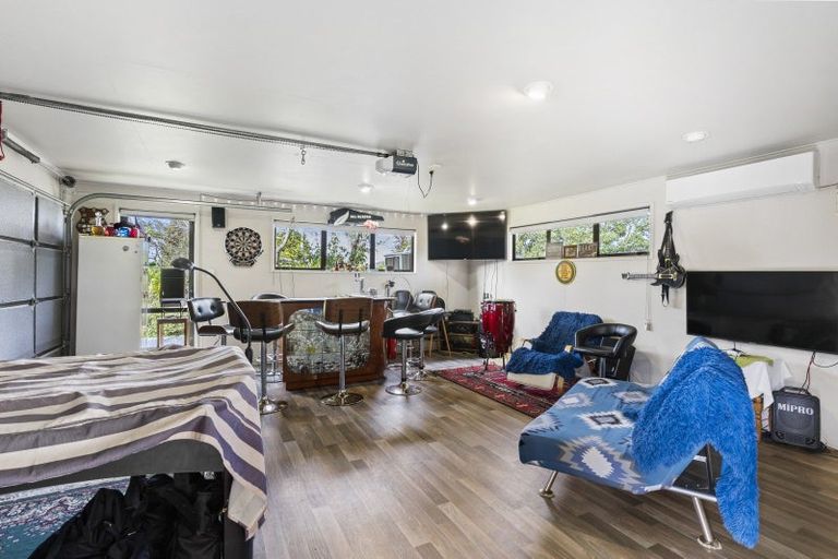 Photo of property in 9 Fairview Road, Papatoetoe, Auckland, 2025