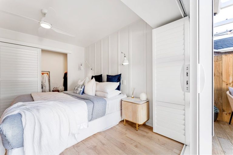 Photo of property in 2/4 Beach Road, Orewa, 0931