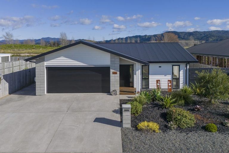 Photo of property in 155 Kupe Drive, Whitianga, 3510