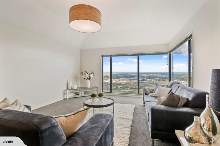 Photo of property in 272 Major Hornbrook Road, Mount Pleasant, Christchurch, 8081