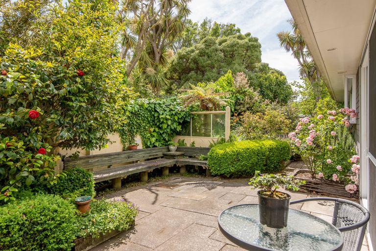 Photo of property in 67 Corson Avenue, Beckenham, Christchurch, 8023
