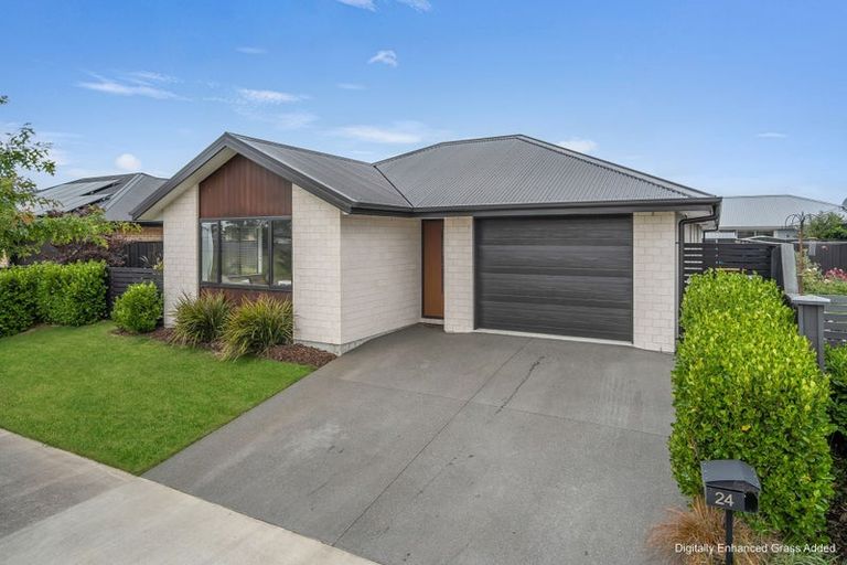 Photo of property in 24 Awatere Street, Pegasus, 7612