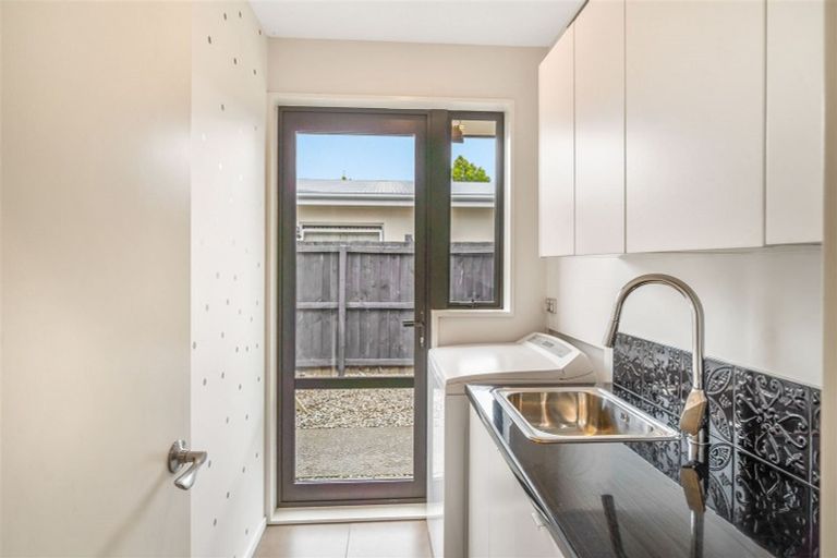 Photo of property in 17 Parkside Crescent, Northwood, Christchurch, 8051