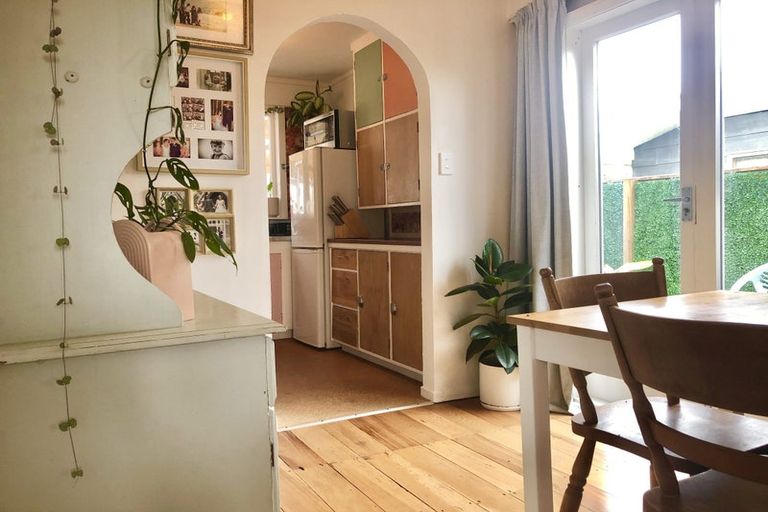 Photo of property in 16 Chrystal Street, Foxton Beach, Foxton, 4815