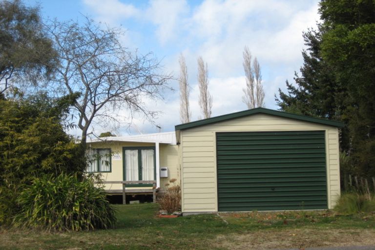Photo of property in 6 Raukawa Place, Tauranga Taupo, Turangi, 3382