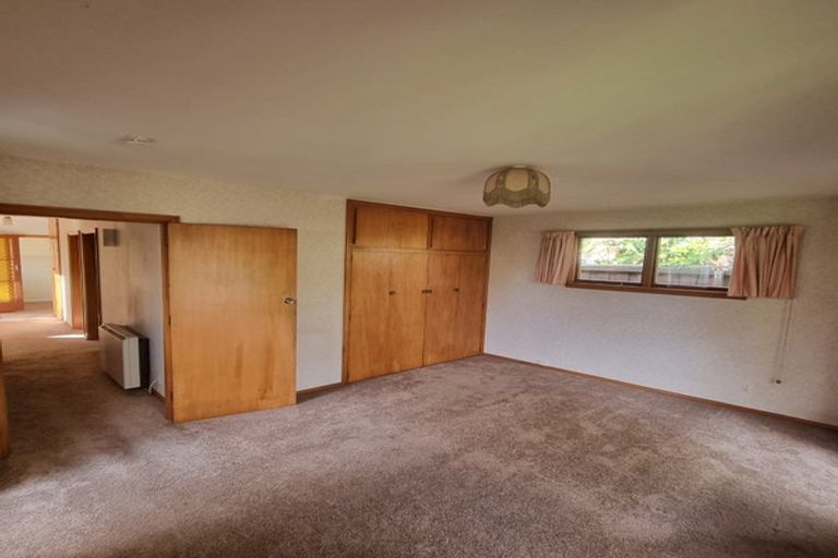 Photo of property in 6 Walden Place, Bryndwr, Christchurch, 8053