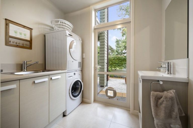 Photo of property in 24d Jellicoe Drive, Hamilton East, Hamilton, 3216