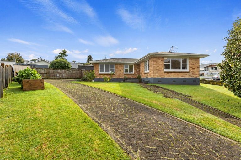 Photo of property in 1 The Drive, Brookfield, Tauranga, 3110