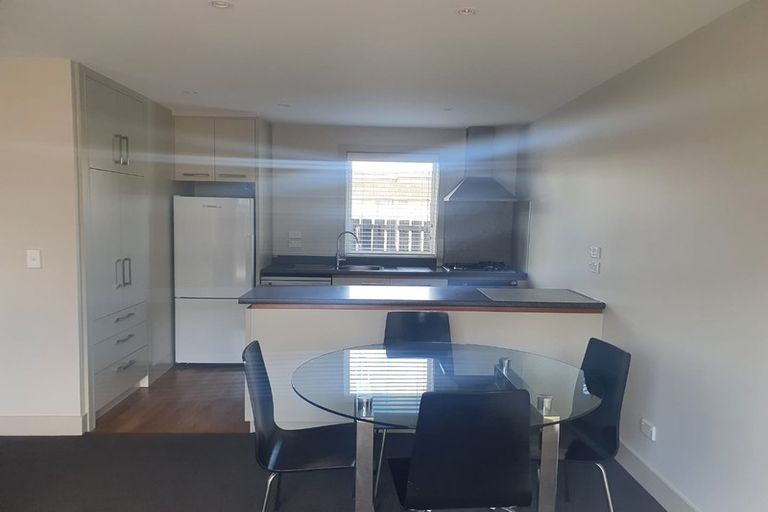 Photo of property in 3/966 Colombo Street, St Albans, Christchurch, 8014