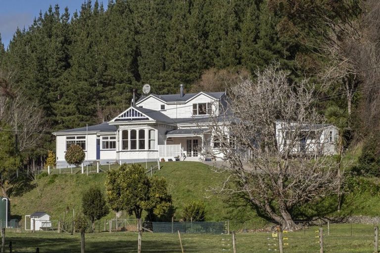 Photo of property in 97 Adams Peak Road, Mangapakeha, Masterton, 5889