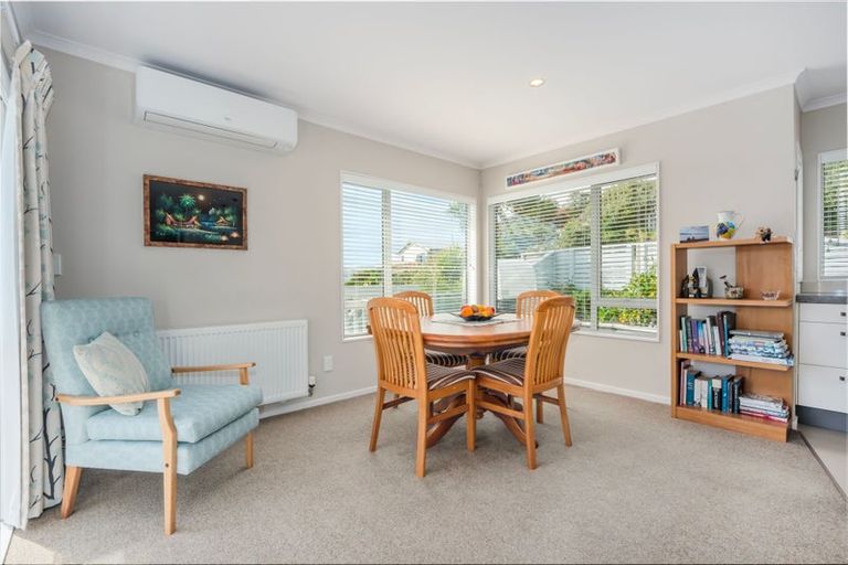 Photo of property in 8 Bluejacket Place, Whitby, Porirua, 5024