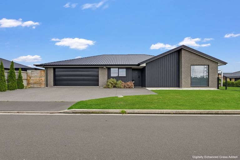 Photo of property in 6 Arabella Crescent, Yaldhurst, Christchurch, 8042