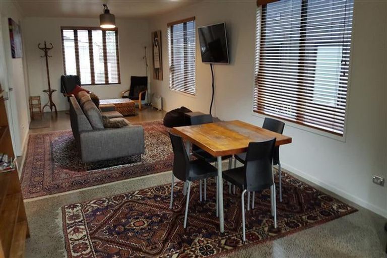 Photo of property in 57 Morley Street, New Plymouth, 4310