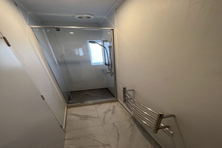 Photo of property in 6 Brighton Terrace, Murrays Bay, Auckland, 0630