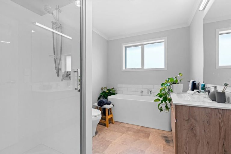 Photo of property in 10 John Mcdonald Mews, Masterton, 5810