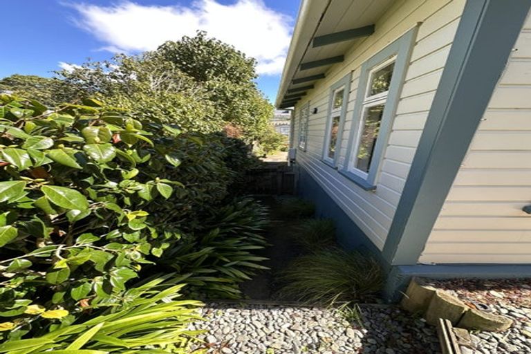 Photo of property in 37 Shirley Street, Karori, Wellington, 6012