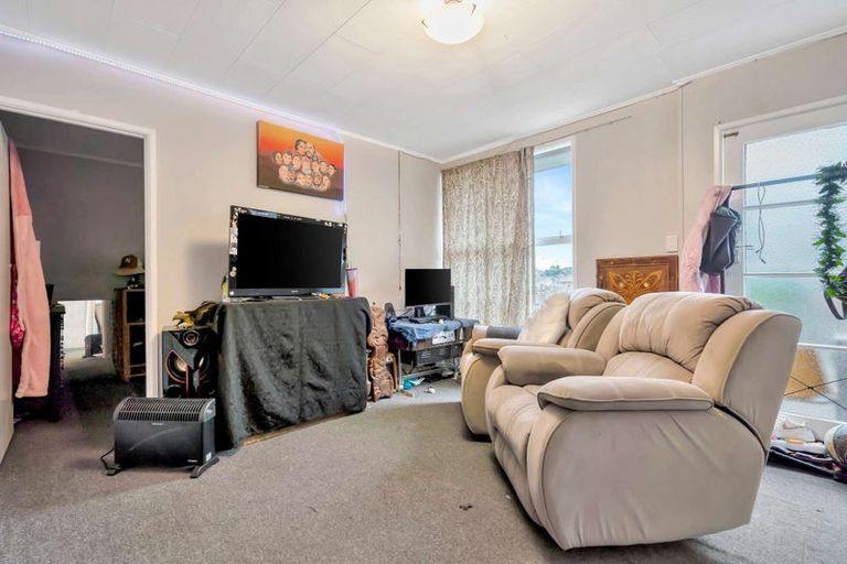 Photo of property in 69 Friesian Drive, Mangere, Auckland, 2022
