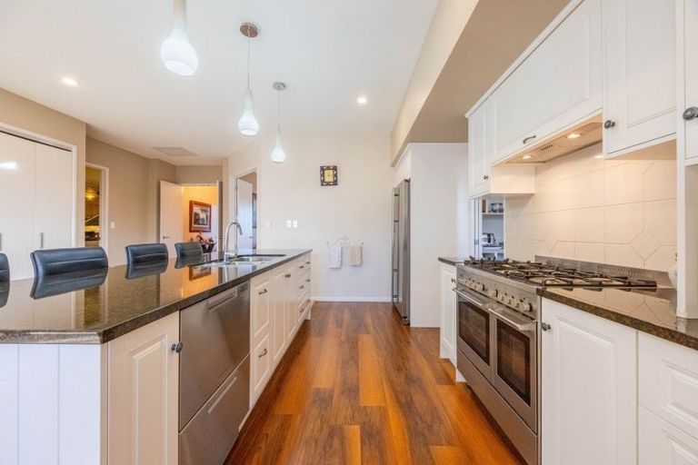 Photo of property in 38 Pacific Avenue, Poraiti, Napier, 4112