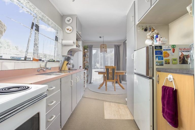 Photo of property in 8 Le Havre Place, Takanini, 2112